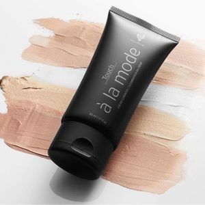 LUSTROUS Touch A La Mode Cream Luminizer